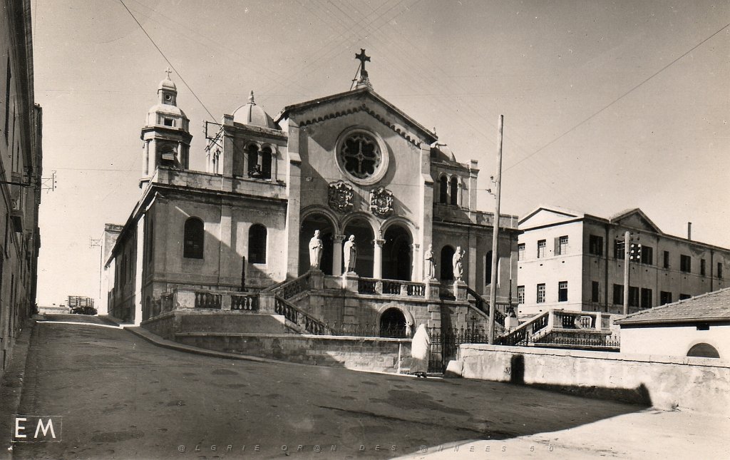 55 l eglise St Louis ancienne cathedrale.JPG